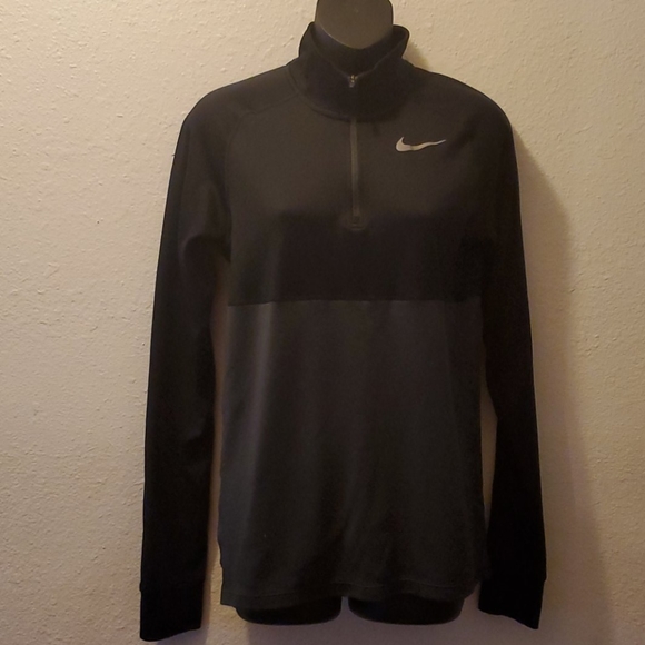Nike Tops - Nike half zip pullover